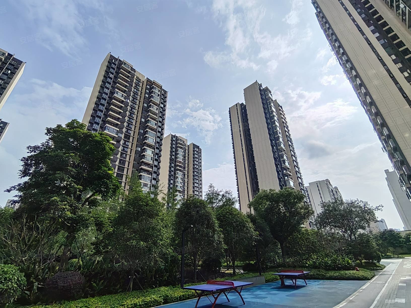 城中 现房送车位 十二  中 华润静兰湾  江与城 大唐官邸