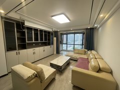 商丘睢阳万达广场古城旁 凤凰湾洋房三室两卫 家电齐全 带车位储藏间 家电齐全出租房源真实图片