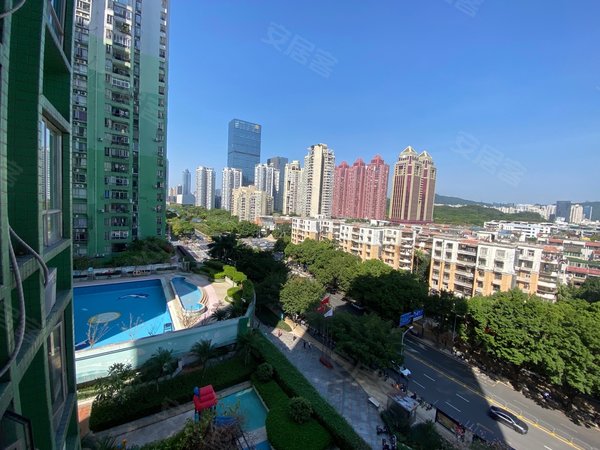 深圳福田福田中心区福景大厦(岗厦地铁站100米的房子)万家楼上5房2厅2