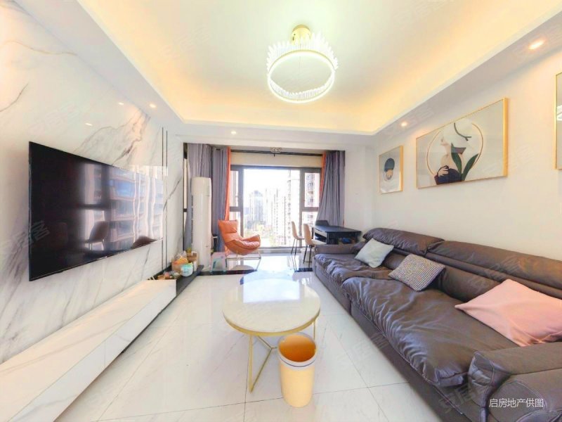 近二八板块 梧桐栖 次新小区 南北通透 套三双卫带阳台