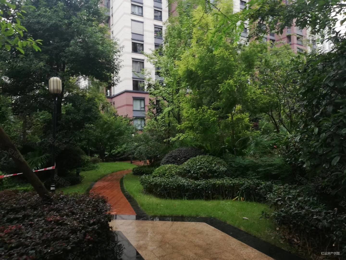 朗诗绿色街区全朝南通透套三双卫带阳台,朗诗绿色街区二手房,225万,3