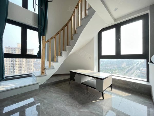 滨江新城租房,金科美邻会和万达旁 1800月 相当漂亮的复式公寓,江津