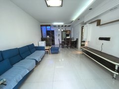 深圳布吉慢城精装修电梯带家具家电朝南随时看房随时入住出租房源真实图片