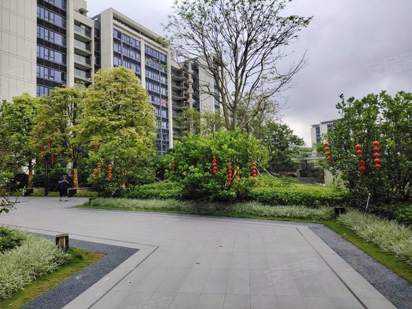 【多图】深铁瑞城,光明租房,新出,光明长圳地铁口深铁瑞城精装大三房