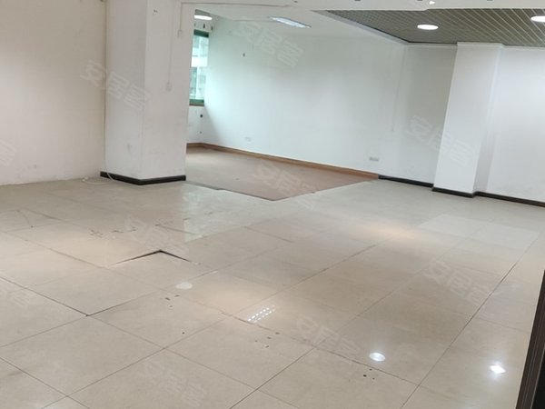 重庆沙坪坝三峡广场嘉多利广场办公装修,随时可以看房子,安心出租,看