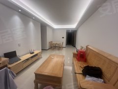 龙光城北五期 3室2厅2卫  电梯房 精装修91平米