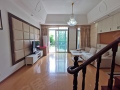 上海浦东张江汤臣豪庭 5室2厅3卫  143平米出租房源真实图片