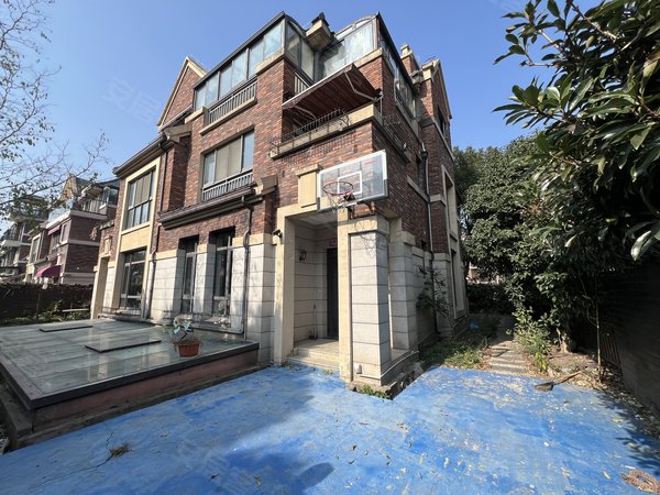 上海闵行颛桥招商雍华苑(别墅)颛桥万达旁 5号地铁 居家 随时可以看房