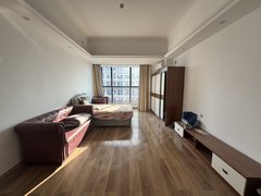 吉首吉首吉首城区宏大广场公寓采光好生活交通方便看上配家电楼下就是商场超市出租房源真实图片