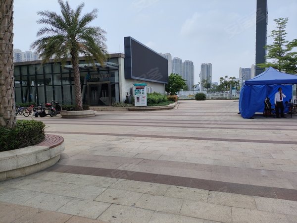 珠海香洲上冲华发城建未来荟华发未来荟精装一房一厅 出租 全新家私