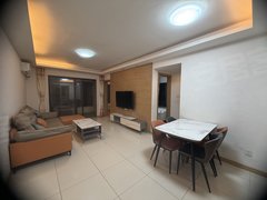 东莞松山湖松山湖城区松山湖万象汇华为工厂旁  万科金域松湖小三房 保养好随时入住出租房源真实图片