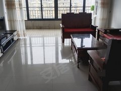 海口秀英南海大道秀英 省医院附近 三房租2500元。带精装 拎包入住出租房源真实图片