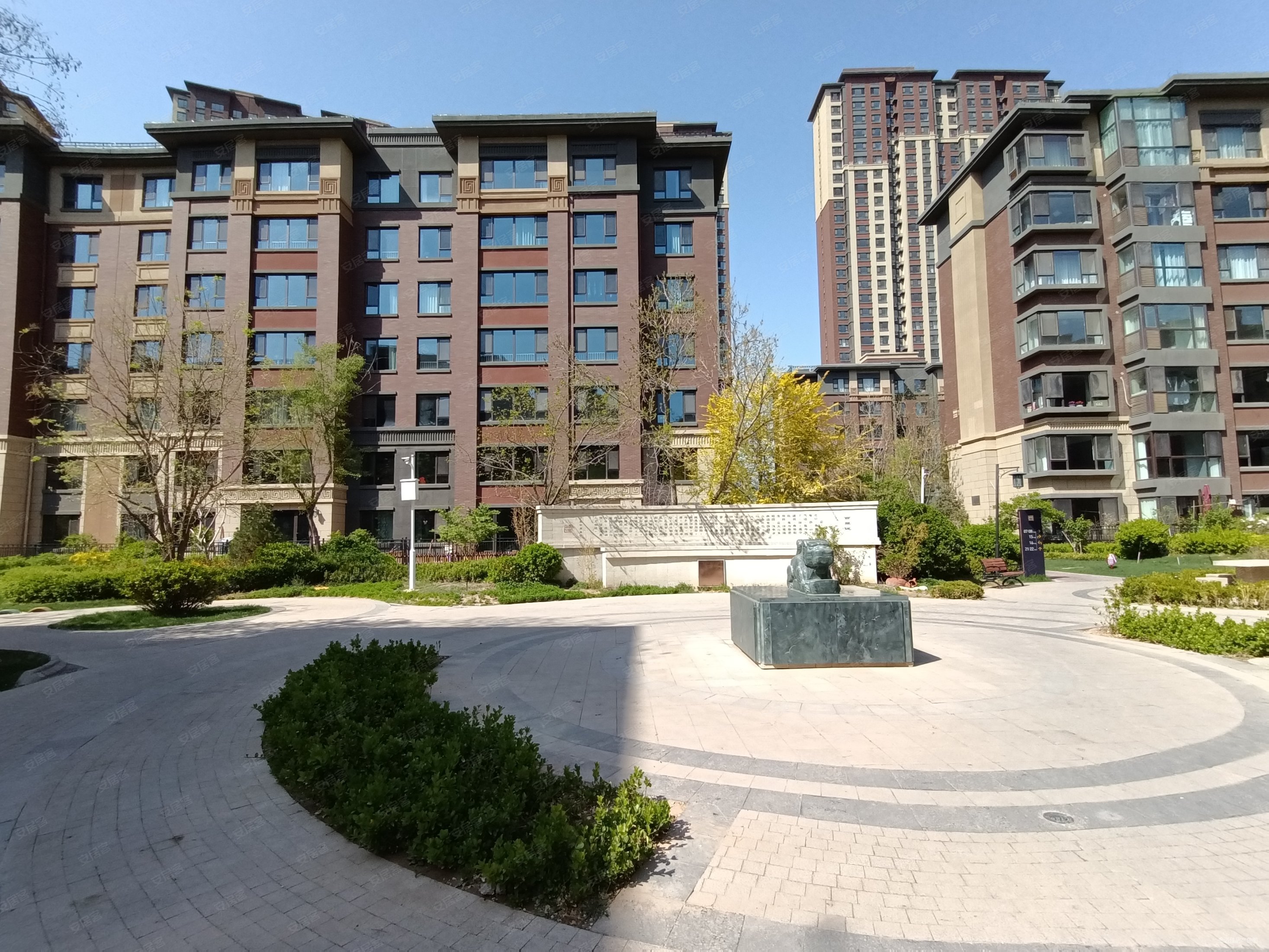 玺云台(北区)3室2厅2卫127.72㎡南北160万