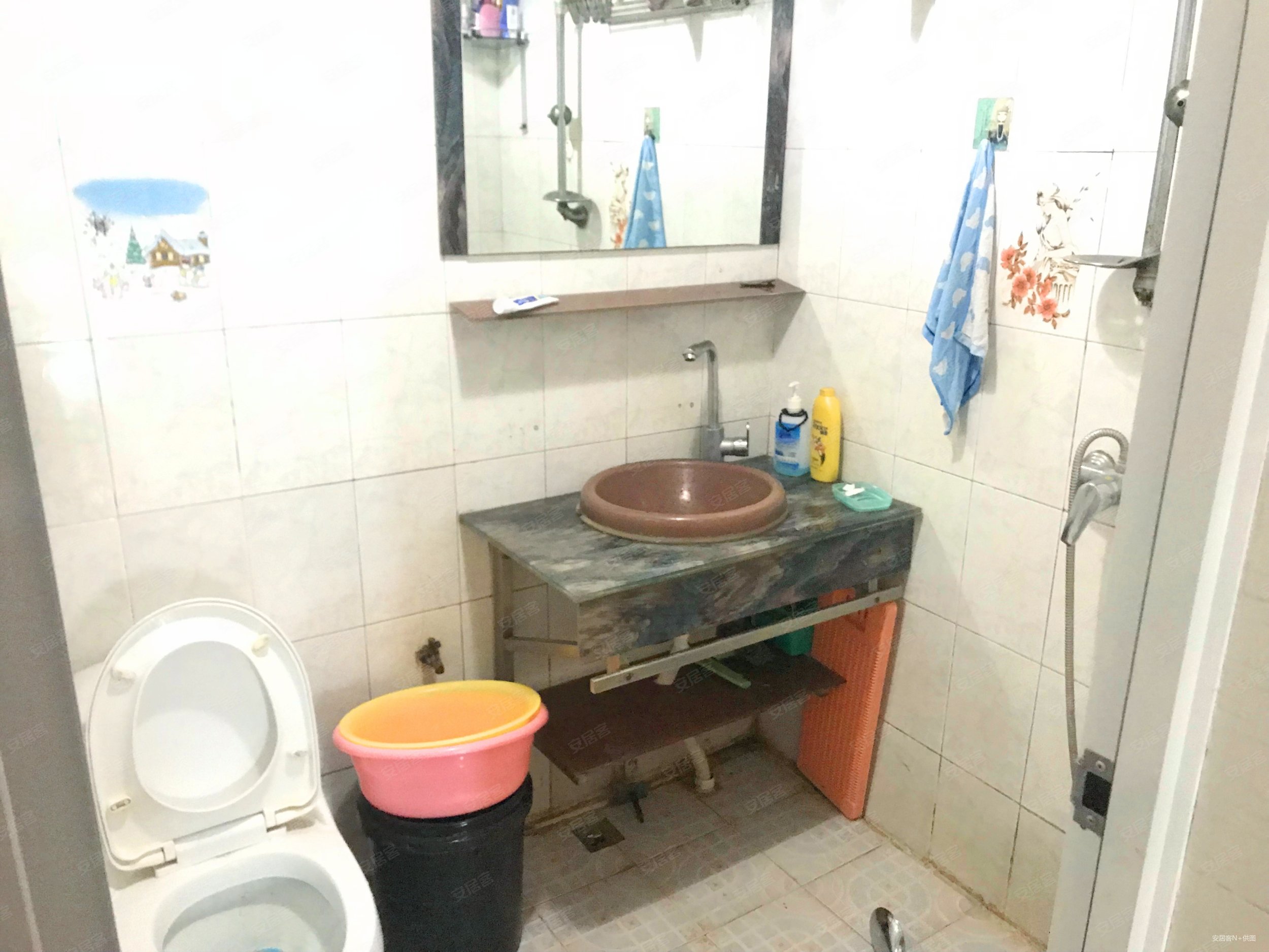 钢都花园127街坊2室1厅1卫73.11㎡东南85万