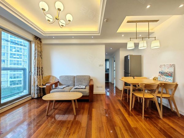 南京建邺建邺万达广场星雨华府实拍 星雨华府2房 家电齐全 2号线集庆