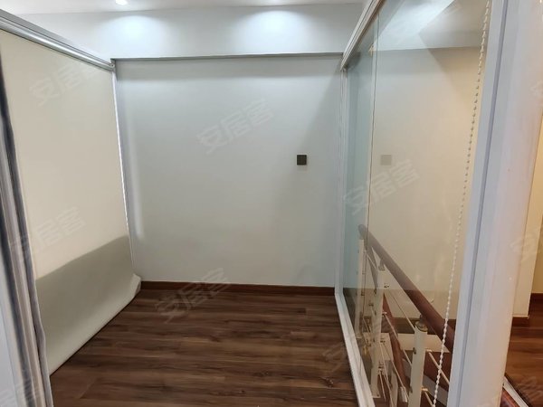 包头九原富力城天福广场天福广场！loft可商用！全套家具家电齐全，拎包入住，采光好出租房源真实图片