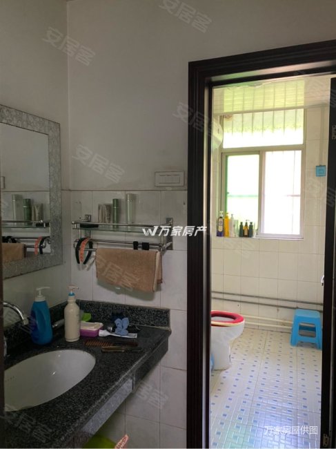 馨悦小区南北通透中间层离校近生活便利