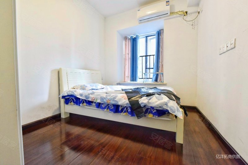 绿地派克公馆地铁口性价比好房和平大道有钥匙随时看房