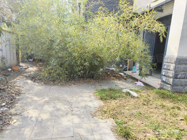 西安房产网>西安二手房>浐灞二手房>浐灞半岛二手房>浐灞半岛藏珑别墅