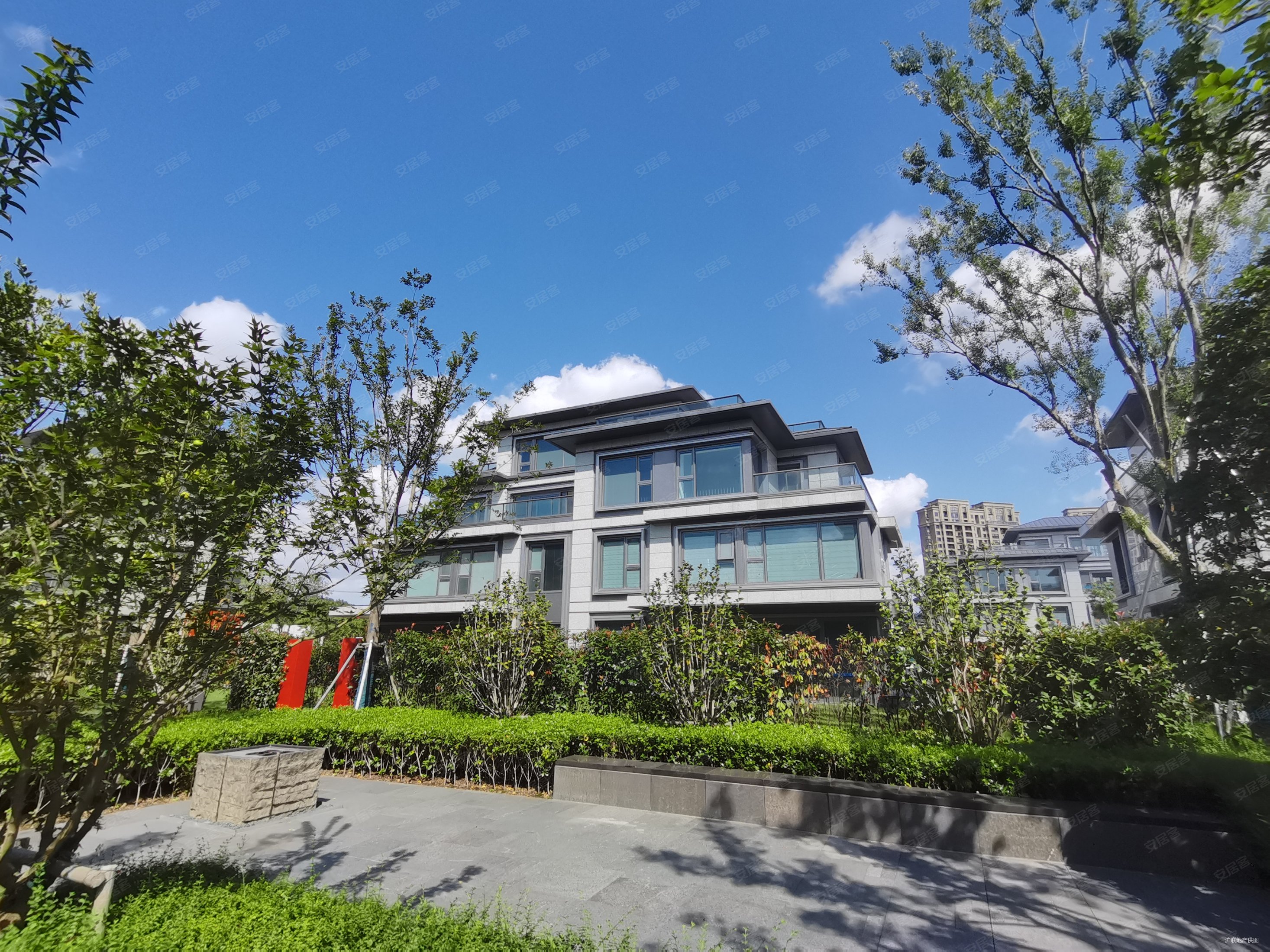 融创壹号院高品质电梯别墅 花园地下室 19年新房 龙湖华育旁