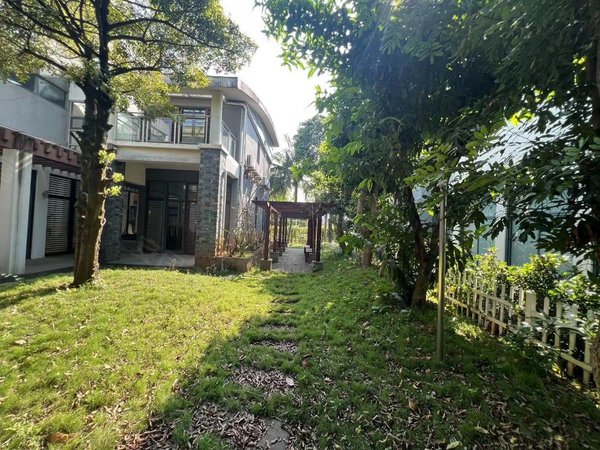 海口秀英秀英大道比华利山庄(别墅)白菜租,泰达比华利山庄,秀英区