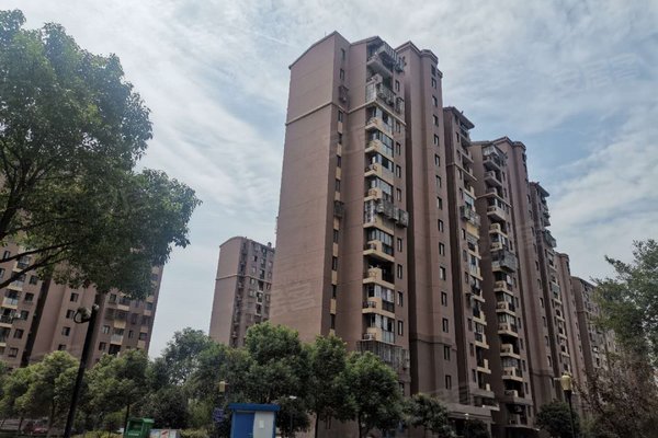 川虹新苑户型有哪些?怎么样,好不好_丁玉解读:目前小区是分布的户.