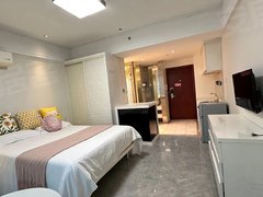 信阳浉河和美广场天润旁精装公寓 可短租可押一付一出租房源真实图片