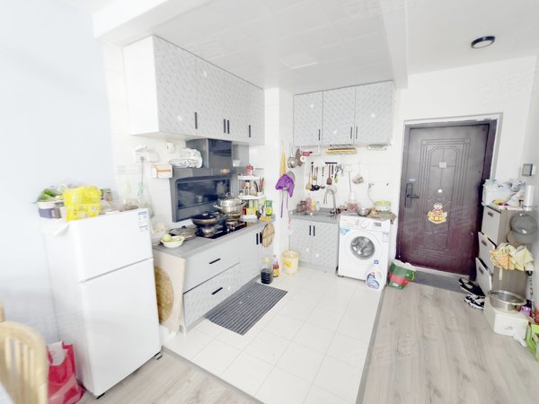 国际名都 1室1厅1卫 电梯房 精装修68平米,崂山租房-青岛58安居客