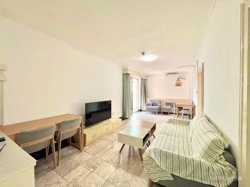 伯宁花园1室1厅8258平米