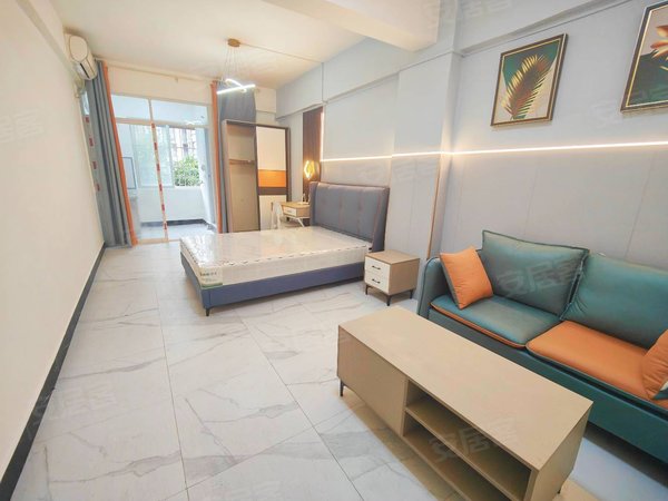 南宁西乡塘新阳龙腾天都朝阳商圈 台湾街 台北中心 电梯房 押一付一