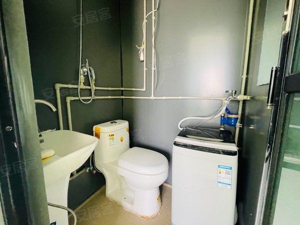 昆明西山金碧片区大德大厦云纺大悦城附近直租无中介押一付一月付应届