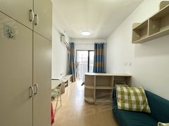 实习生优选公寓小区 万科米酷 25方平层 可以短租 拎包入住