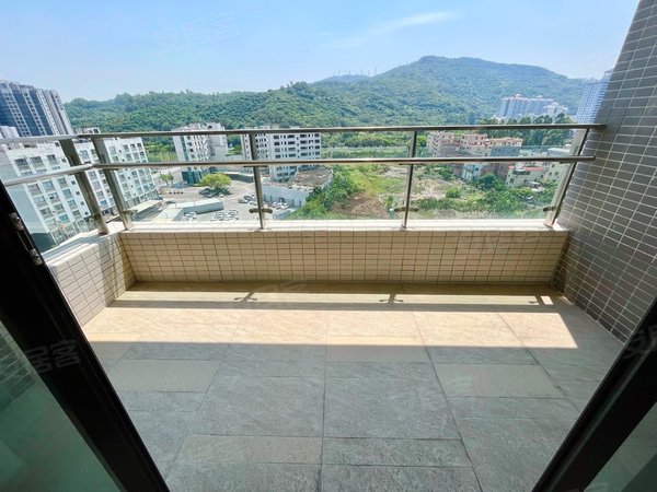 广州南沙金洲越秀东坡越秀东坡 南向三房两卫 家私家电齐全拎包入住