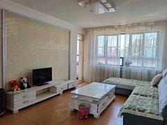 金丽园多层6楼家具家电齐全，拎包入住年租，9000