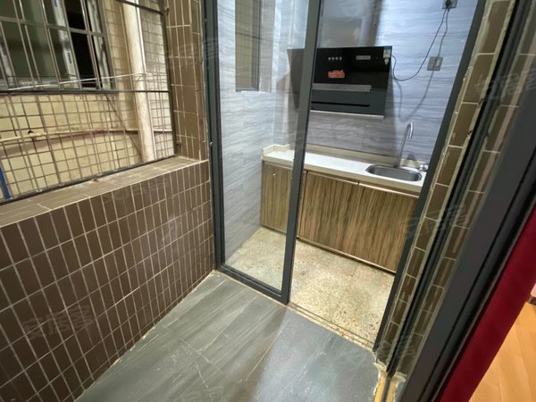 广州天河东圃宦溪涌岩街7号小区三溪地铁站 公寓大单间近杨桃公园公交