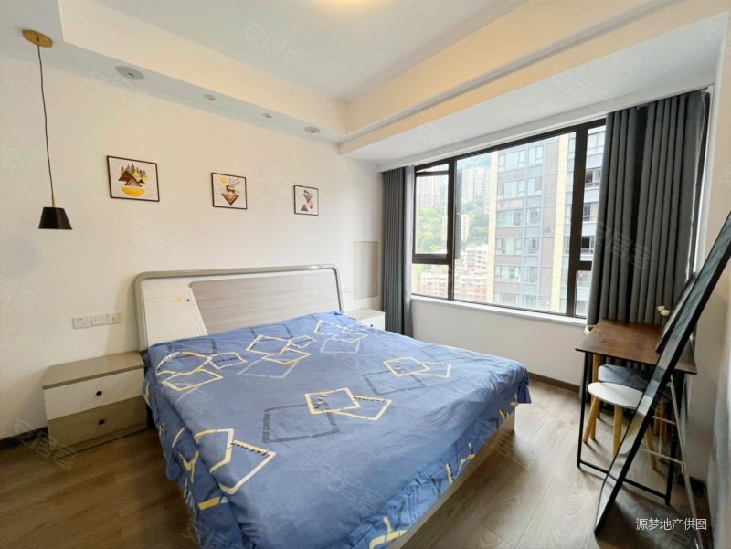 鸿鸥未来城3室2厅2卫98㎡南北72万