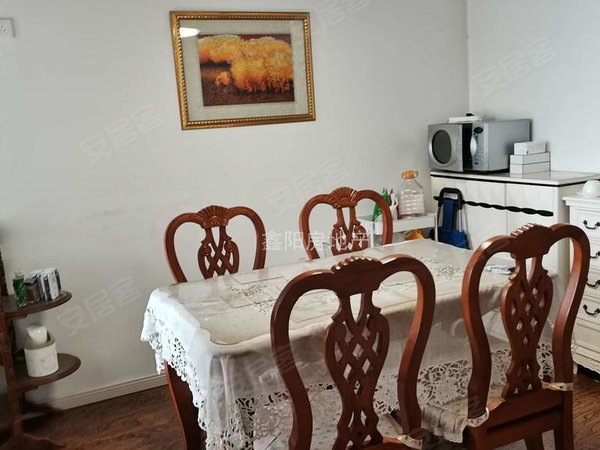 天津武清杨村街保利海棠湾保利海棠湾 4室2厅2卫  电梯房 精装修89