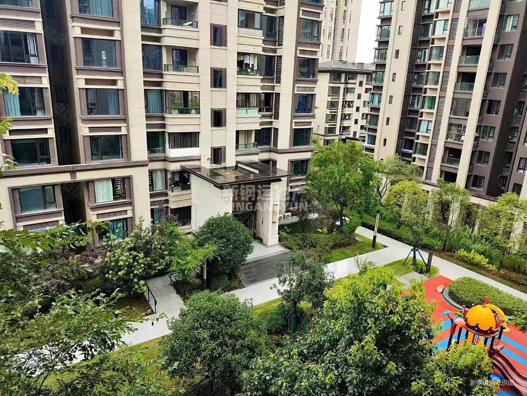 大足金科集美江山家装房朝小区中庭95成新家电家具齐