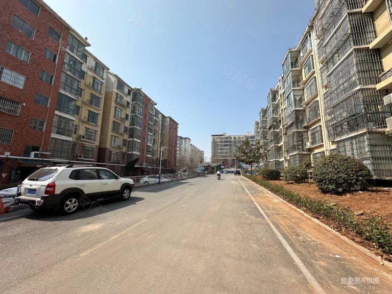 锦泰花园步梯好楼层双气入户恒辉旁大小区拎包入住