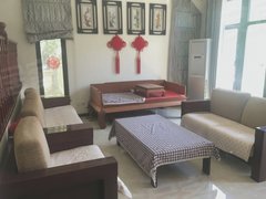 北京昌平沙河中海瓦尔登湖新出精装修联排别墅,适合居家用,租金年付1.5万出租房源真实图片