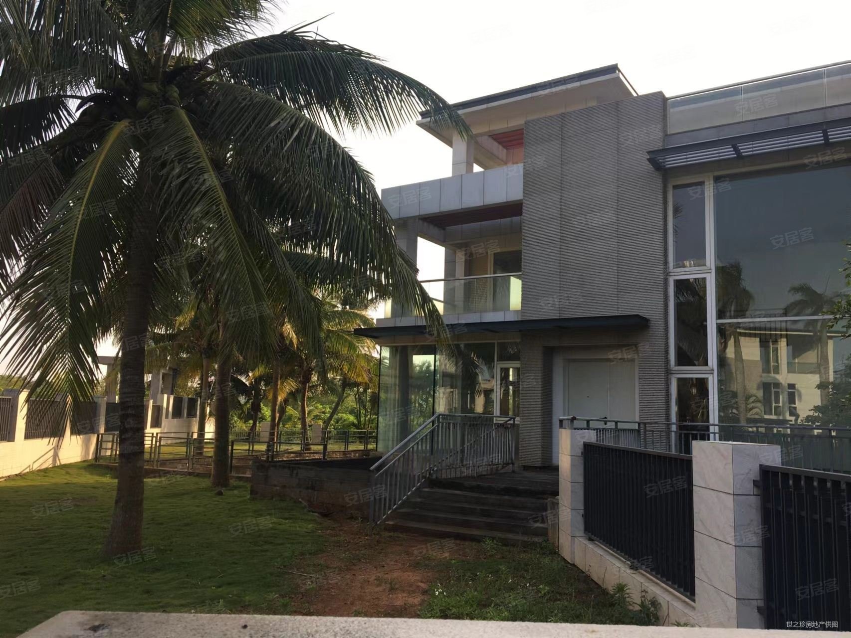 西海岸2000平超大花园大独栋别墅私家泳池双一楼双花园