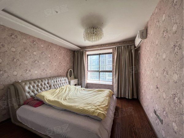 扬州邗江邗江中路扬州天下西华苑扬州天下西华苑 精装2室  电梯洋房