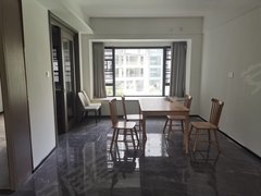 海口龙华金宇中海汇德里南北通透,采光充足,四室两厅两卫,138平,精装修出租房源真实图片