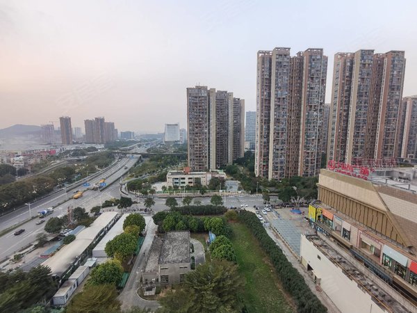 广州黄埔开发东区富力新城全新小区,环境优美宜居,安静不吵,门口广外