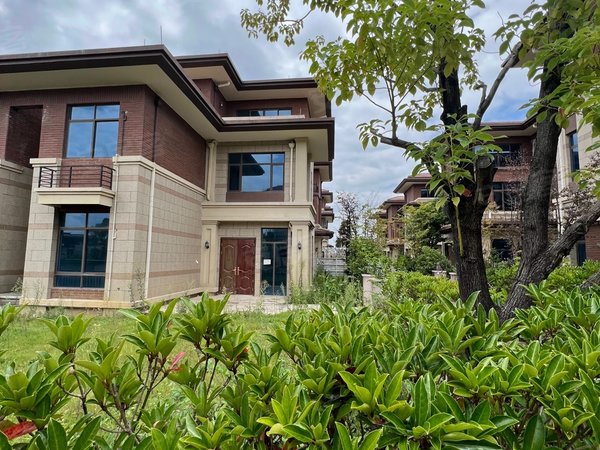 贵阳南明龙洞堡多彩贵州城(别墅)碧桂园天麓一号精装别墅出租包物业包