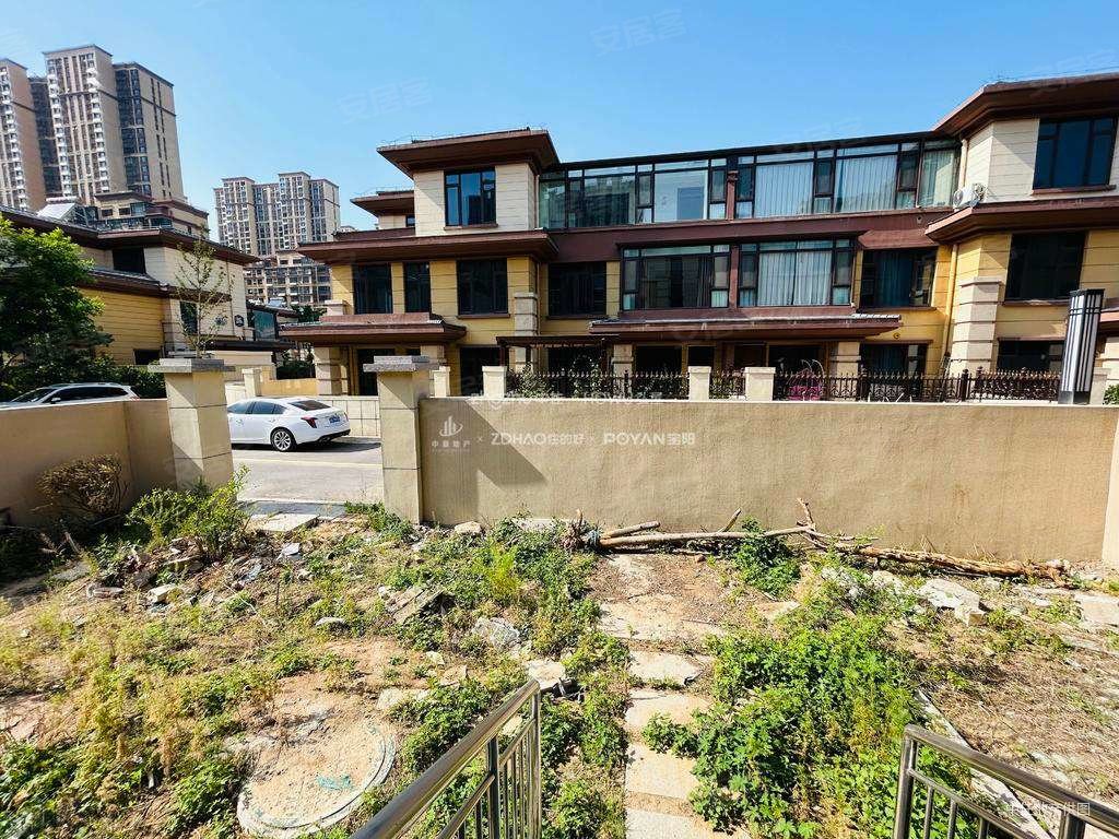 中建长清湖珺园别墅