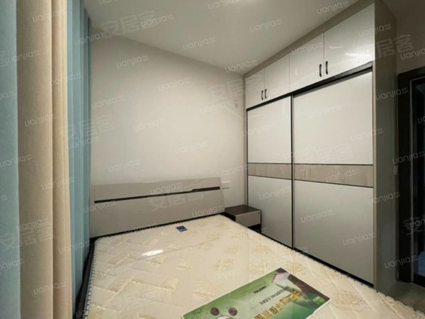 凉山西昌长宁小区阳光城文澜府西部新城，阳光城文澜府，电梯套三双卫，家具家电齐全，价格可谈出租房源真实图片