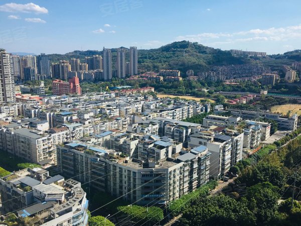 重庆江津几江城区水木年华湖上业主头次出租,视野安逸,住家精装两居室