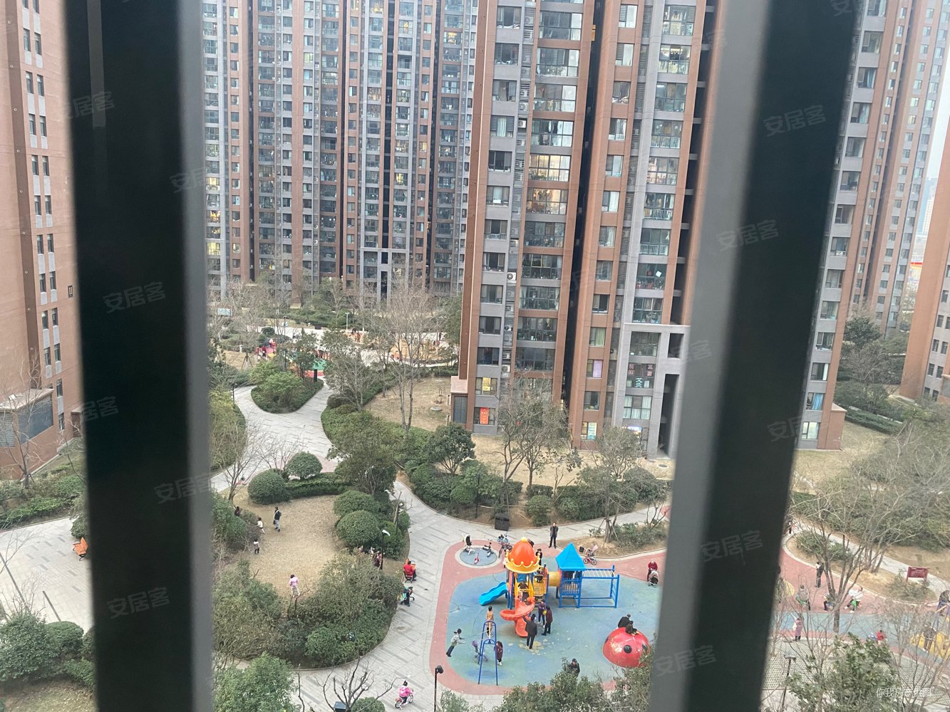 绿都紫荆华庭雅园3室2厅1卫89㎡南北117万