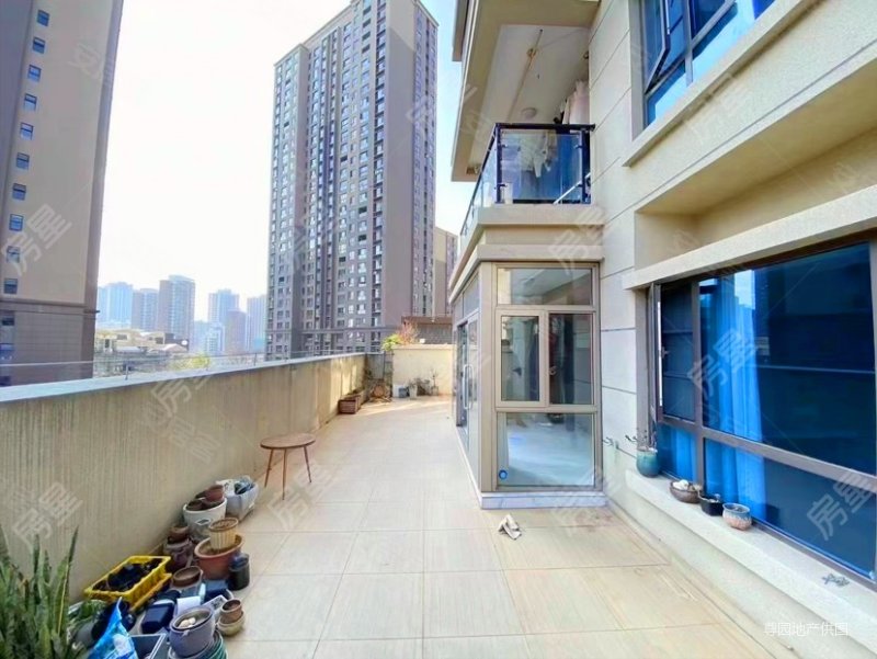 霖雨桥地铁站碧桂园kcc精装电梯洋房一梯一户70平露台